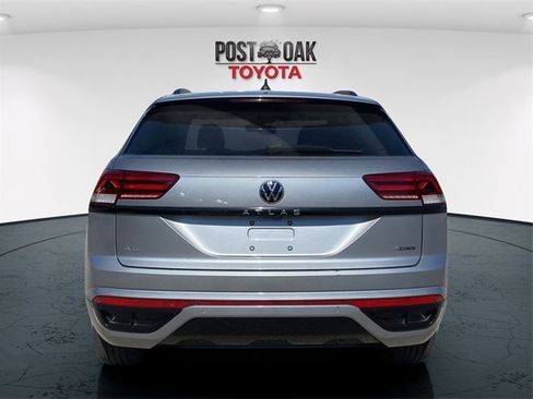 Used 2023 Volkswagen Atlas Cross Sport SEL R-Line image 6