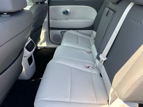 New 2026 Hyundai Ioniq 9 SEL image 18
