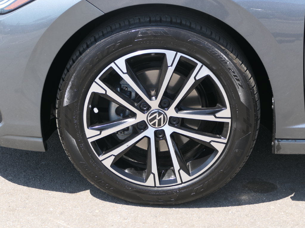 Used 2025 Volkswagen Jetta Sport FWD image 8