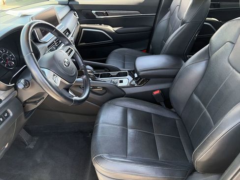 Certified 2021 Kia Telluride EX w/ EX Premium Package AWD/4WD image 18