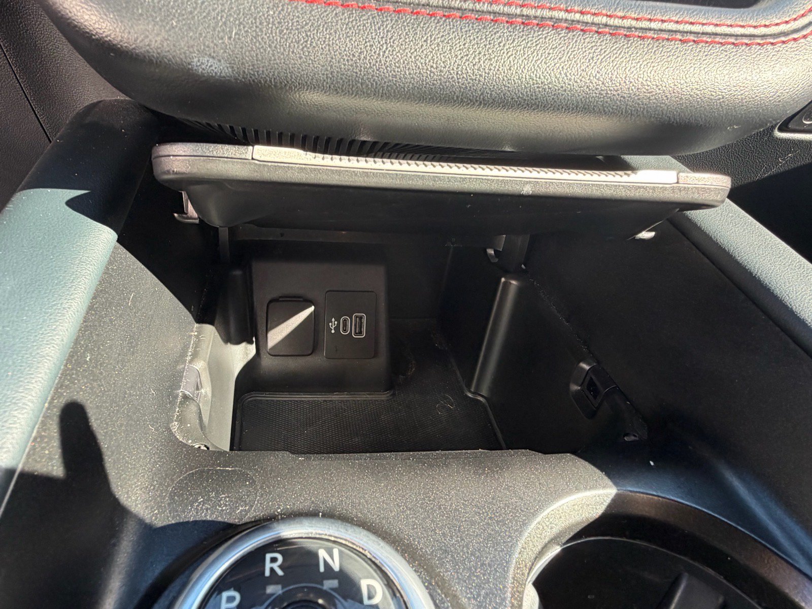 Used 2025 Ford Explorer ST-Line AWD/4WD image 33