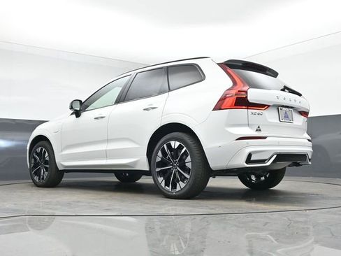 New 2026 Volvo XC60 T8 Plus w/ Protection Package Premier image 43