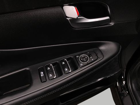 Used 2023 Hyundai Santa Fe SEL w/ Premium Package image 33