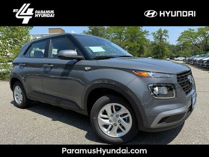New 2025 Hyundai Venue SE
