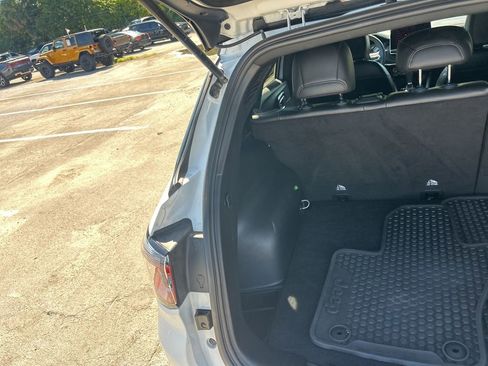 Used 2024 Jeep Compass Trailhawk image 31