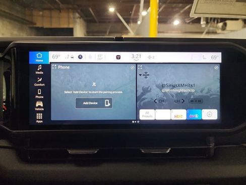 New 2025 Jeep Wrangler Rubicon w/ Xtreme 35 Tire Package image 26