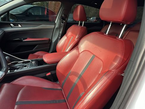 Used 2023 Kia K5 GT-Line image 17