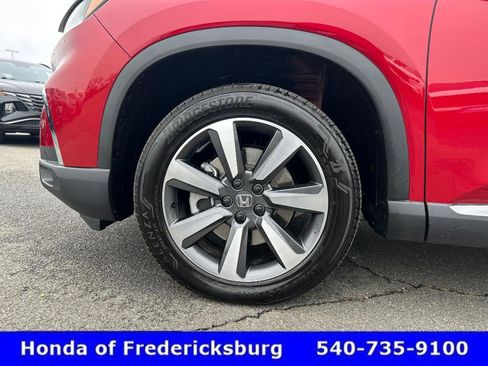 Certified 2025 Honda Pilot Touring image 12