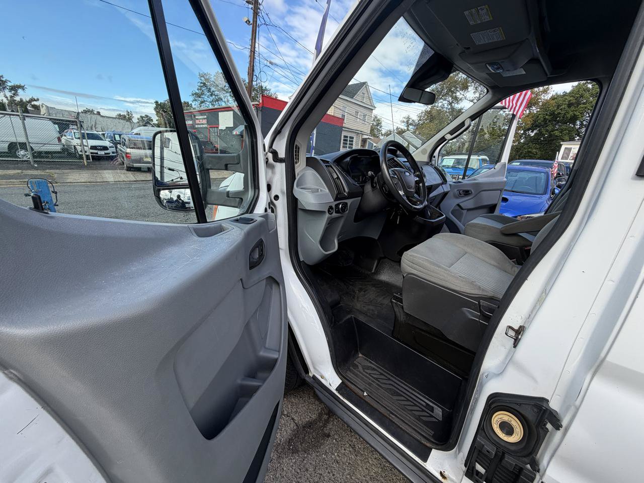 Used 2015 Ford Transit 250 148 Medium Roof w/ Interior Upgrade Package RWD image 21