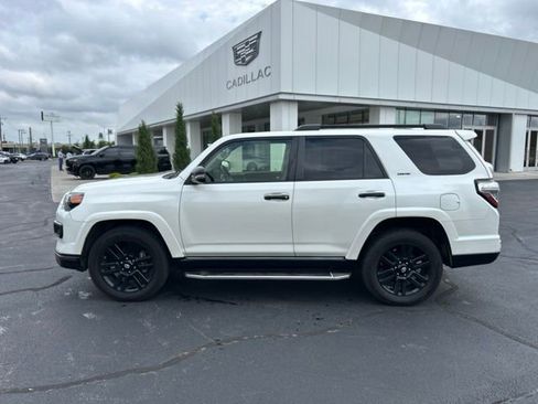 Used 2019 Toyota 4Runner Limited AWD/4WD image 1