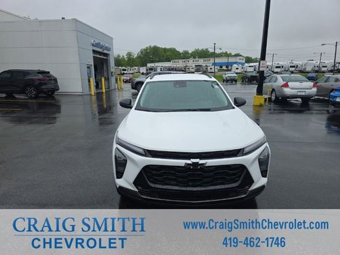 Used 2024 Chevrolet Trax ACTIV FWD image 10