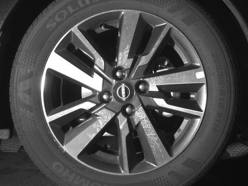 Used 2025 Nissan Versa SV image 13