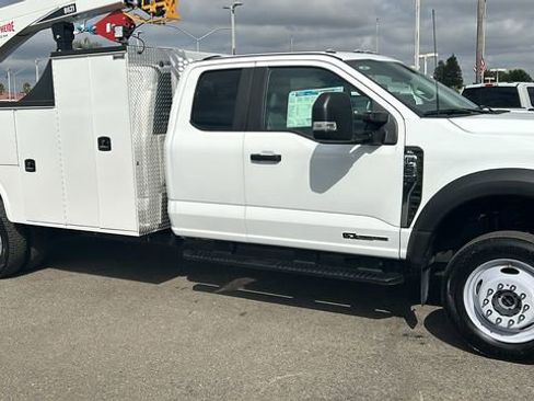 New 2024 Ford F550 4x4 SuperCab Super Duty image 7