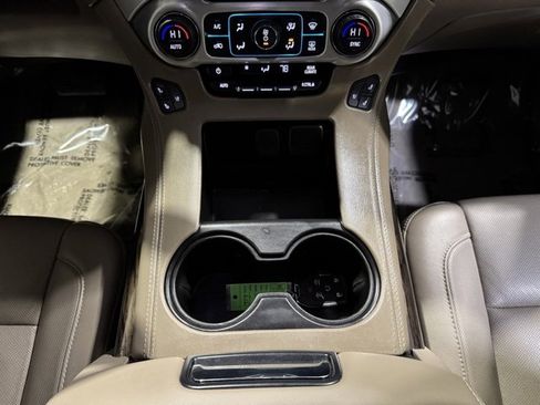 Used 2019 GMC Yukon SLT image 22