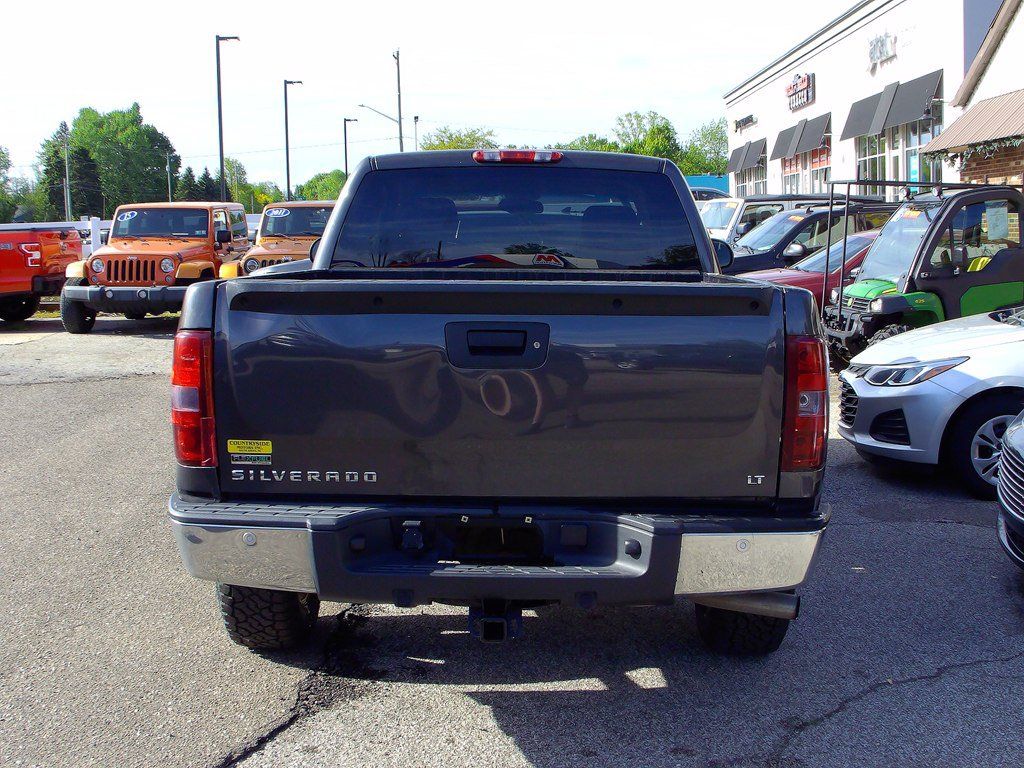 Used 2011 Chevrolet Silverado 1500 LT w/ All-Star Edition RWD image 3