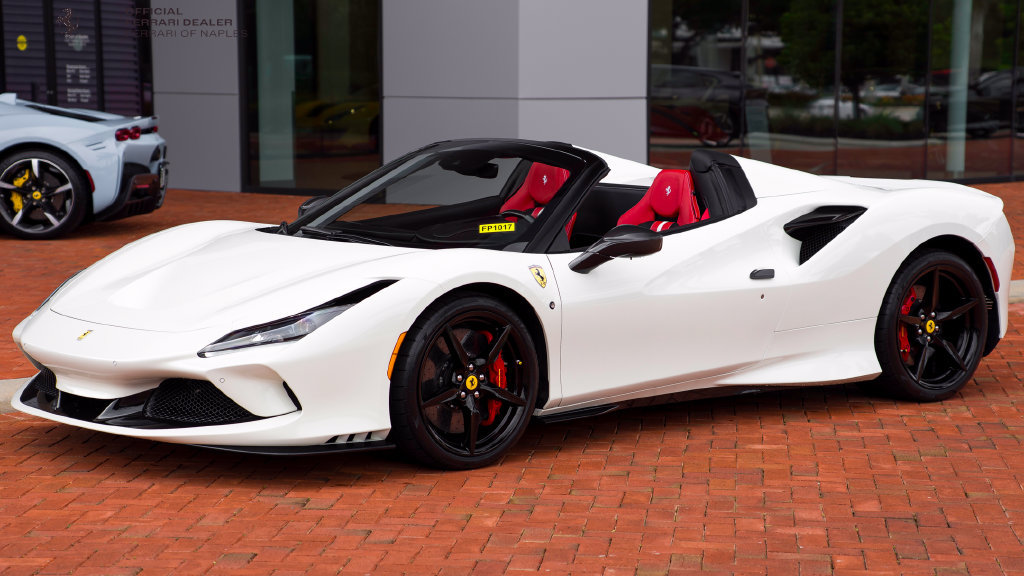 Used 2022 Ferrari F8 Tributo RWD image 1