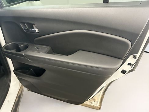 Used 2022 Honda Pilot Sport image 31