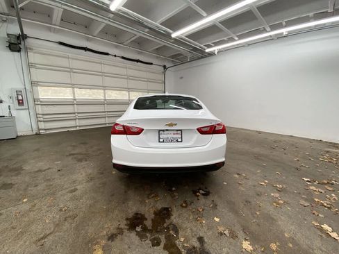 Used 2023 Chevrolet Malibu LT image 5