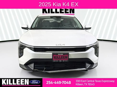Used 2025 Kia K4 EX FWD image 2