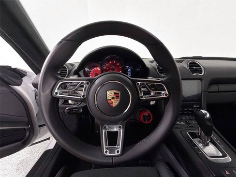 Certified 2025 Porsche 718 Cayman GTS RWD image 20