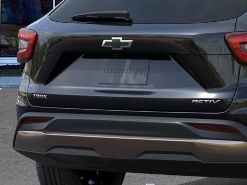 New 2026 Chevrolet Trax ACTIV w/ Driver Confidence Package image 14
