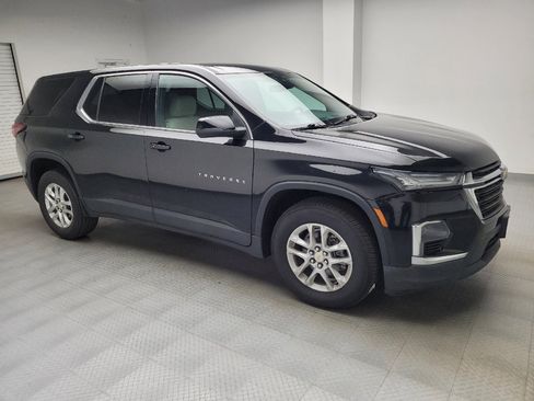 Used 2022 Chevrolet Traverse LS FWD image 11