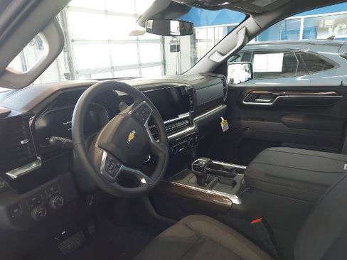 New 2026 Chevrolet Silverado 1500 LT w/ All Star Edition Plus image 17