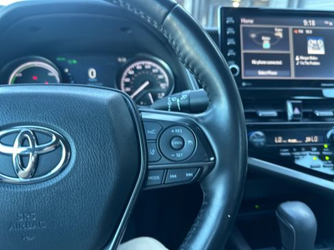 Used 2023 Toyota Camry XSE FWD image 33