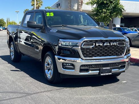 Used 2025 RAM 1500 Big Horn RWD image 9