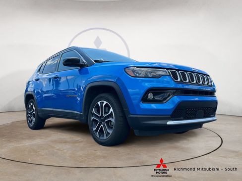 Used 2024 Jeep Compass Limited AWD/4WD image 1