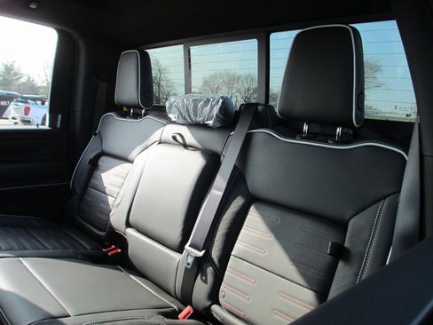 New 2026 GMC Sierra 2500 AT4X w/ AT4X AEV Edition image 10