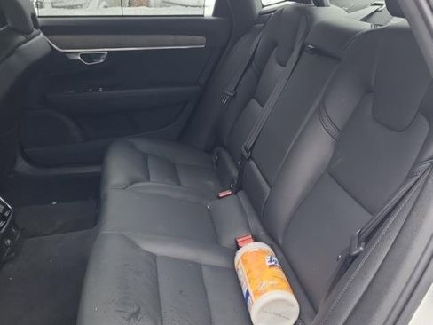 Used 2023 Volvo S90 B6 Plus image 14