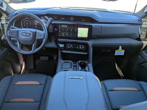 New 2026 GMC Sierra 3500 AT4 w/ AT4 Premium Plus Package AWD/4WD image 15