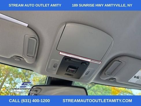 Used 2020 Toyota Camry SE w/ Cold Weather Package AWD/4WD image 30