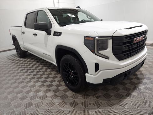 Used 2024 GMC Sierra 1500 Pro w/ Graphite Edition AWD/4WD image 4