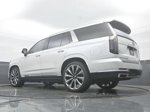 Certified 2025 Cadillac Escalade Premium Luxury Platinum AWD/4WD image 48