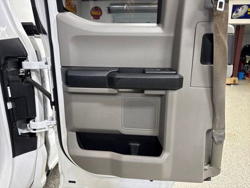 Used 2018 Ford F350 XL image 37