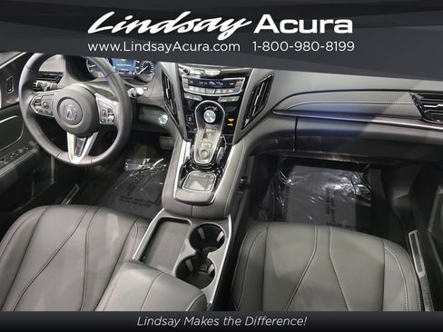 Used 2025 Acura RDX SH-AWD image 11
