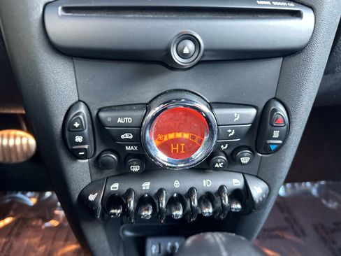 Used 2015 MINI Cooper S image 25