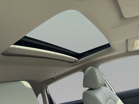 Used 2023 Honda HR-V EX-L image 38