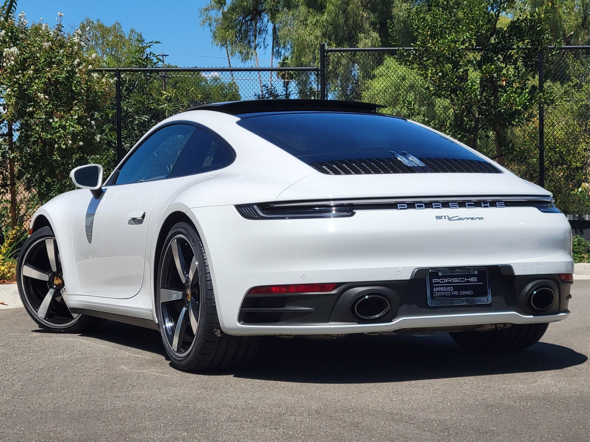 Certified 2022 Porsche 911 Carrera RWD image 3