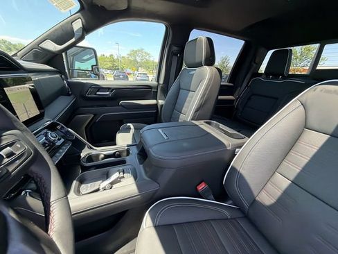 New 2026 GMC Sierra 2500 AT4X AWD/4WD image 17
