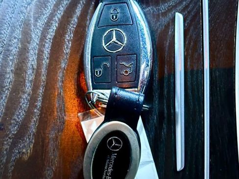 Used 2018 Mercedes-Benz GLC 300 image 41