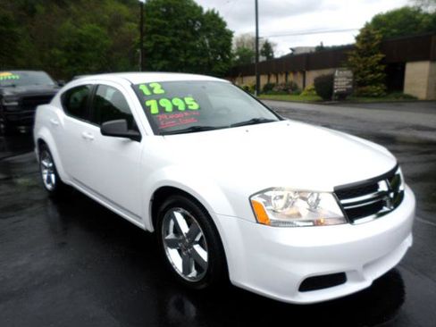 Used 2012 Dodge Avenger SE FWD image 1