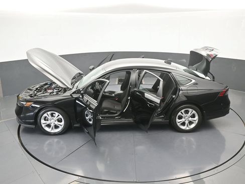 Used 2025 Honda Accord LX image 64