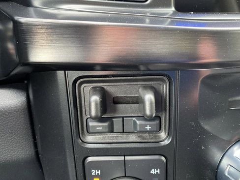 New 2026 Ford F250 Lariat w/ FX4 Off-Road Package image 32