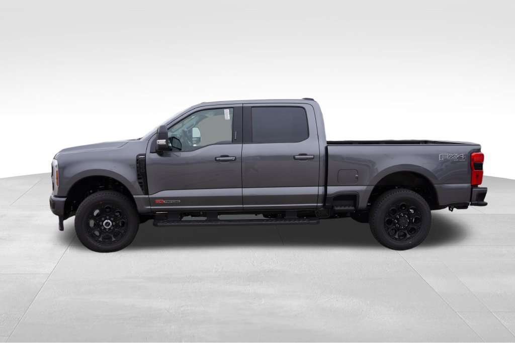 New 2027 Ford F350 Lariat w/ Black Appearance Package AWD/4WD image 6