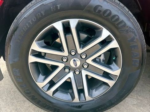 Used 2023 Ford F150 XL w/ STX Appearance Package RWD image 9