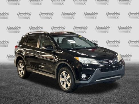 Used 2015 Toyota RAV4 XLE FWD image 2
