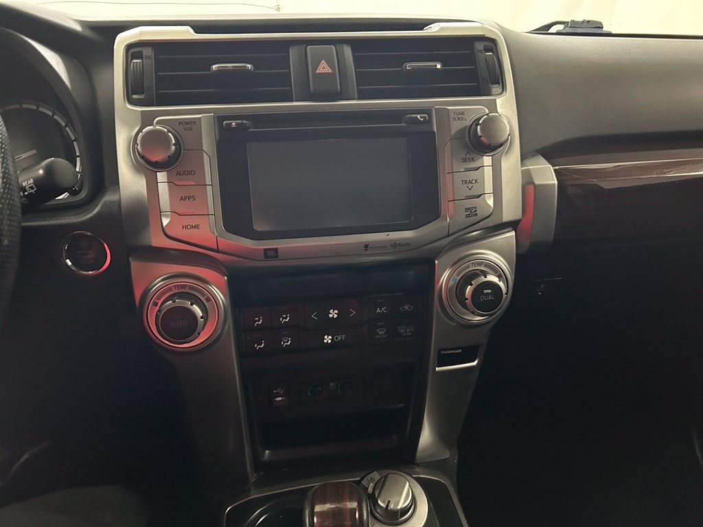 Used 2015 Toyota 4Runner Limited AWD/4WD image 20